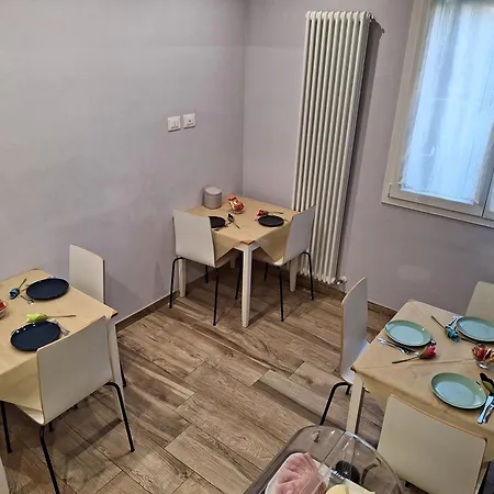 Sweet Harbour Porto - 3* ペザロ